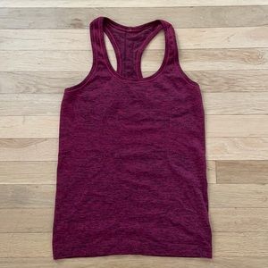 Lululemon “Swiftly” tank